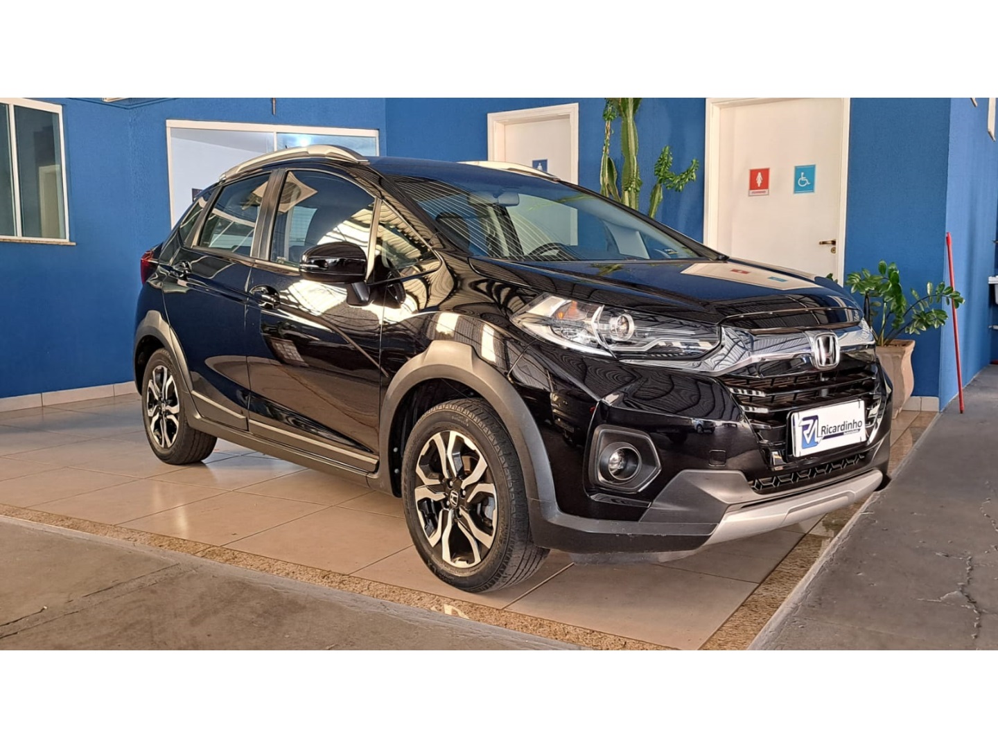 HONDA WR-V