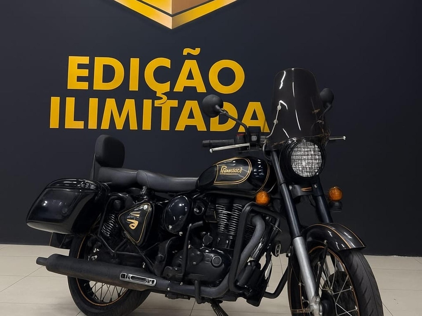 ROYAL ENFIELD CLASSIC TRIBUTE BLACK 500 EFI