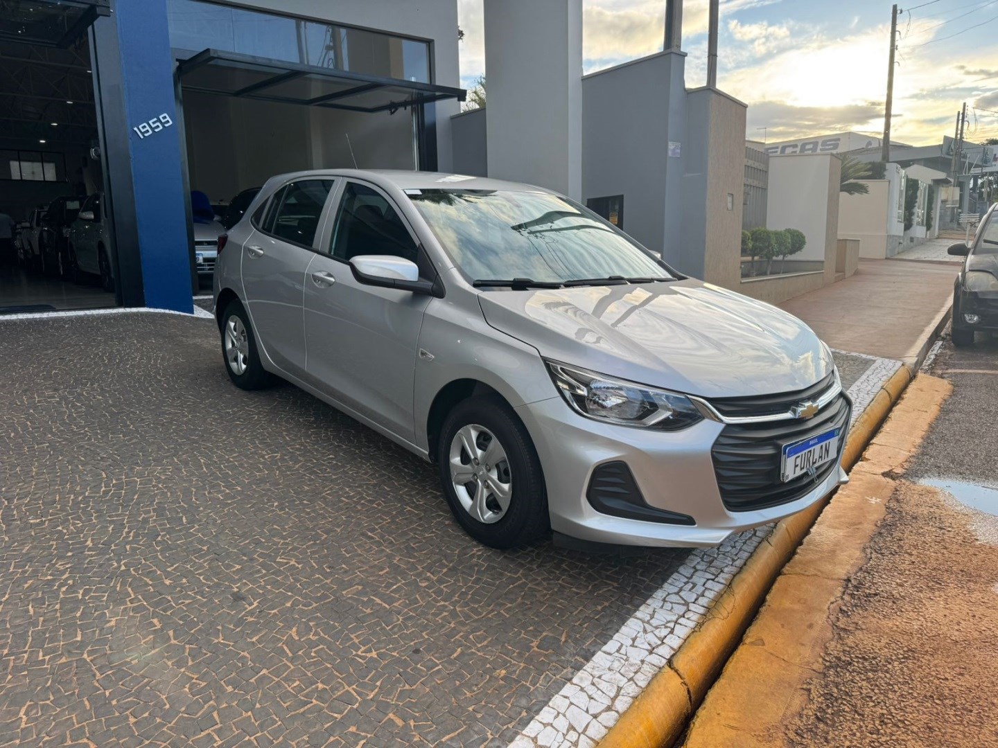 CHEVROLET ONIX