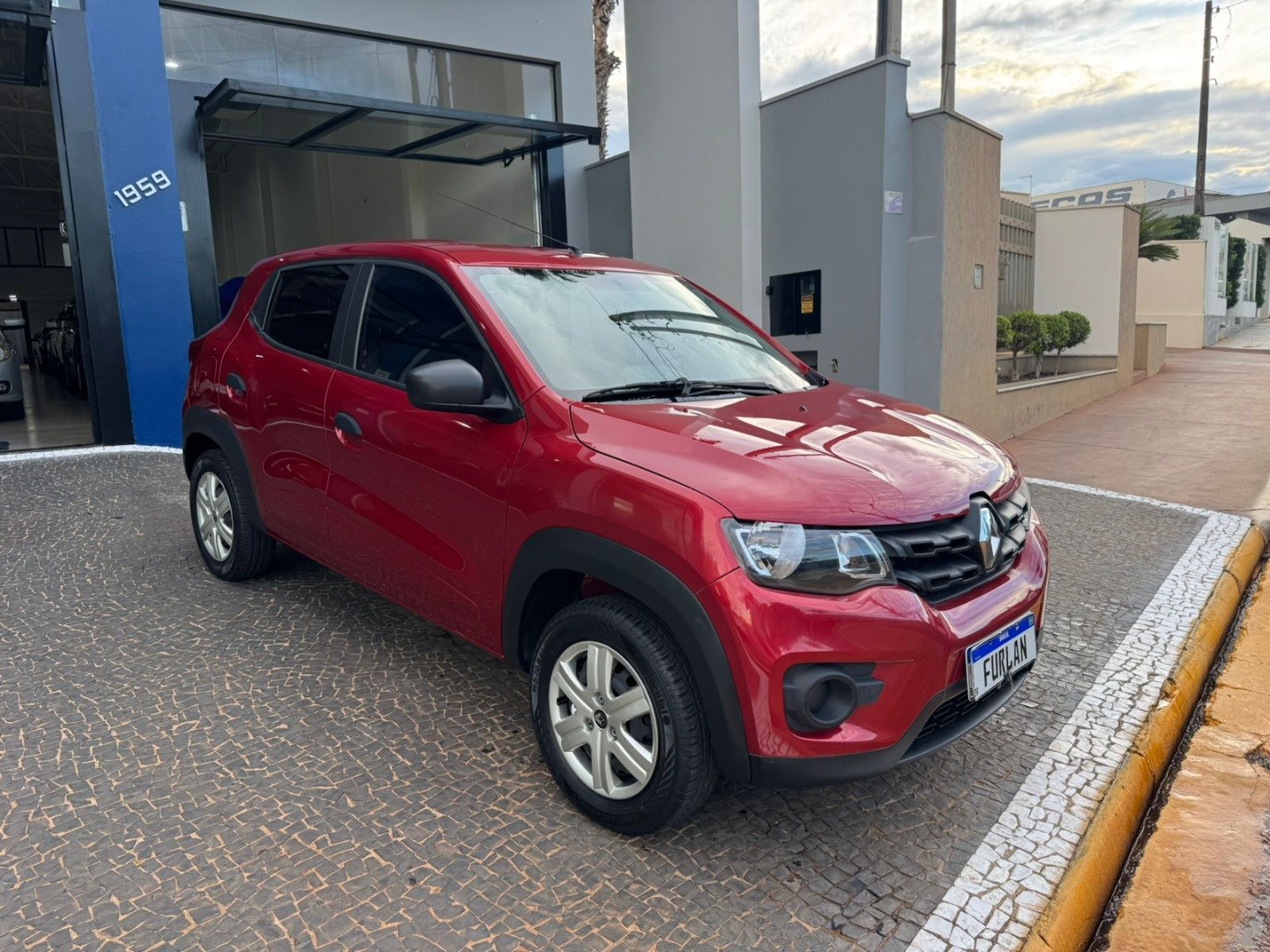 RENAULT KWID