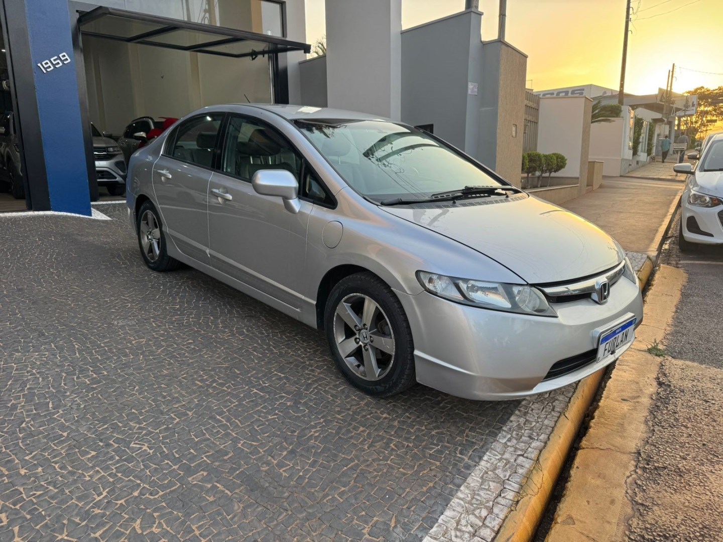 HONDA CIVIC