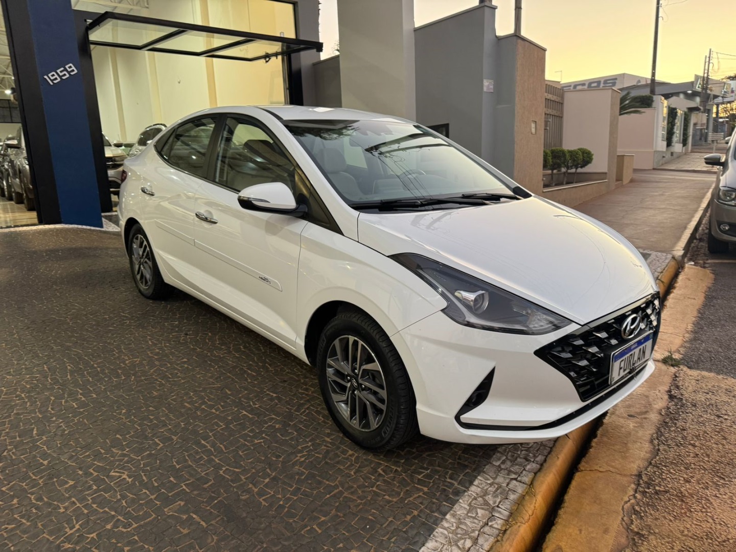 HYUNDAI HB20S