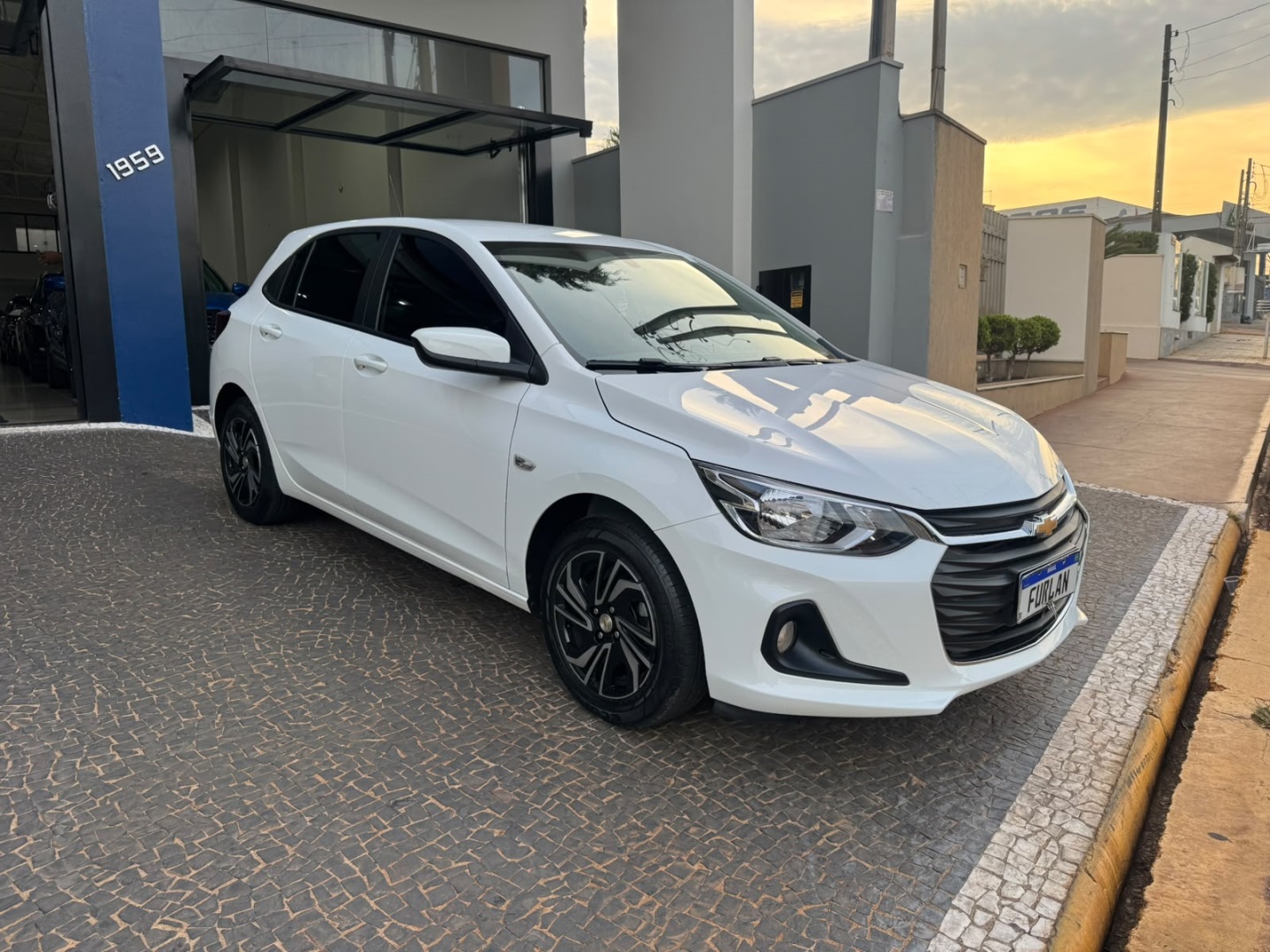 CHEVROLET ONIX