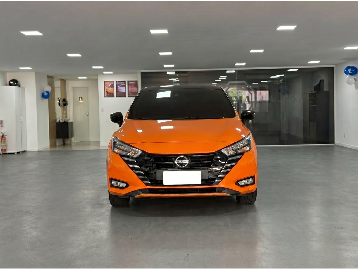 NISSAN VERSA