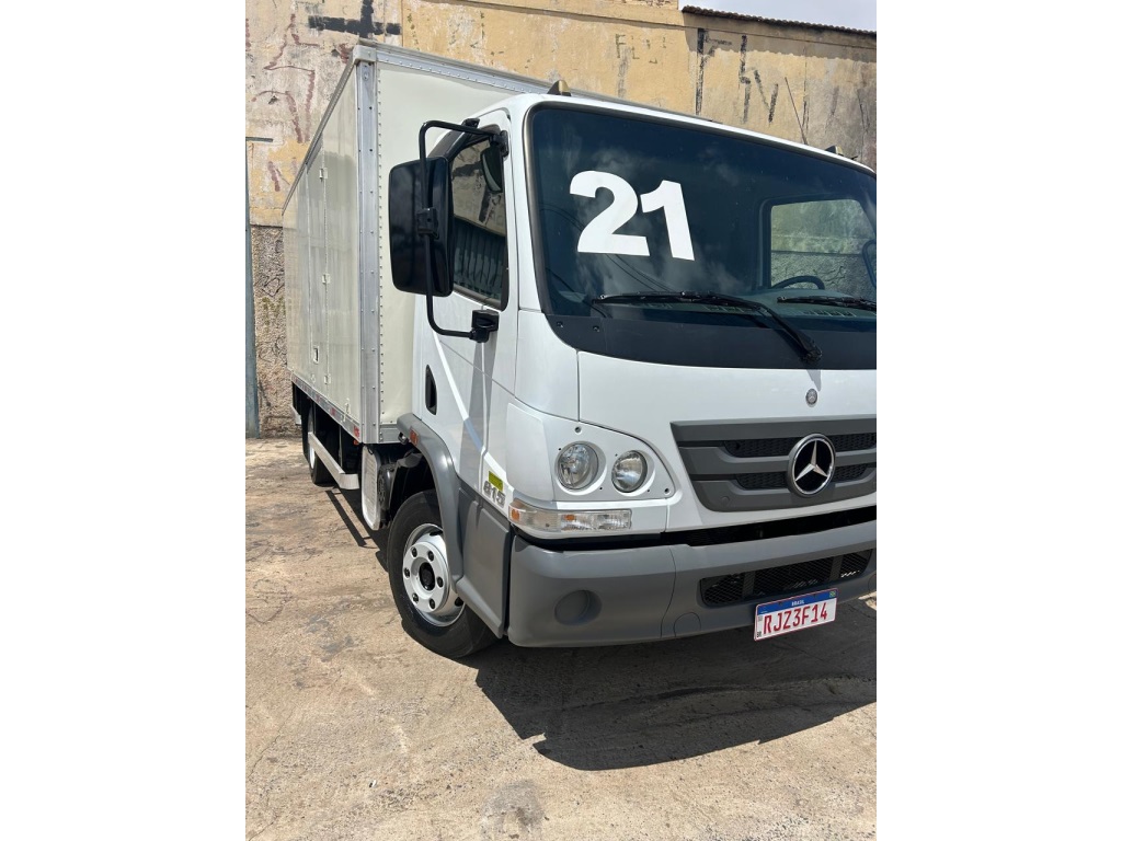 MERCEDES-BENZ ACCELO