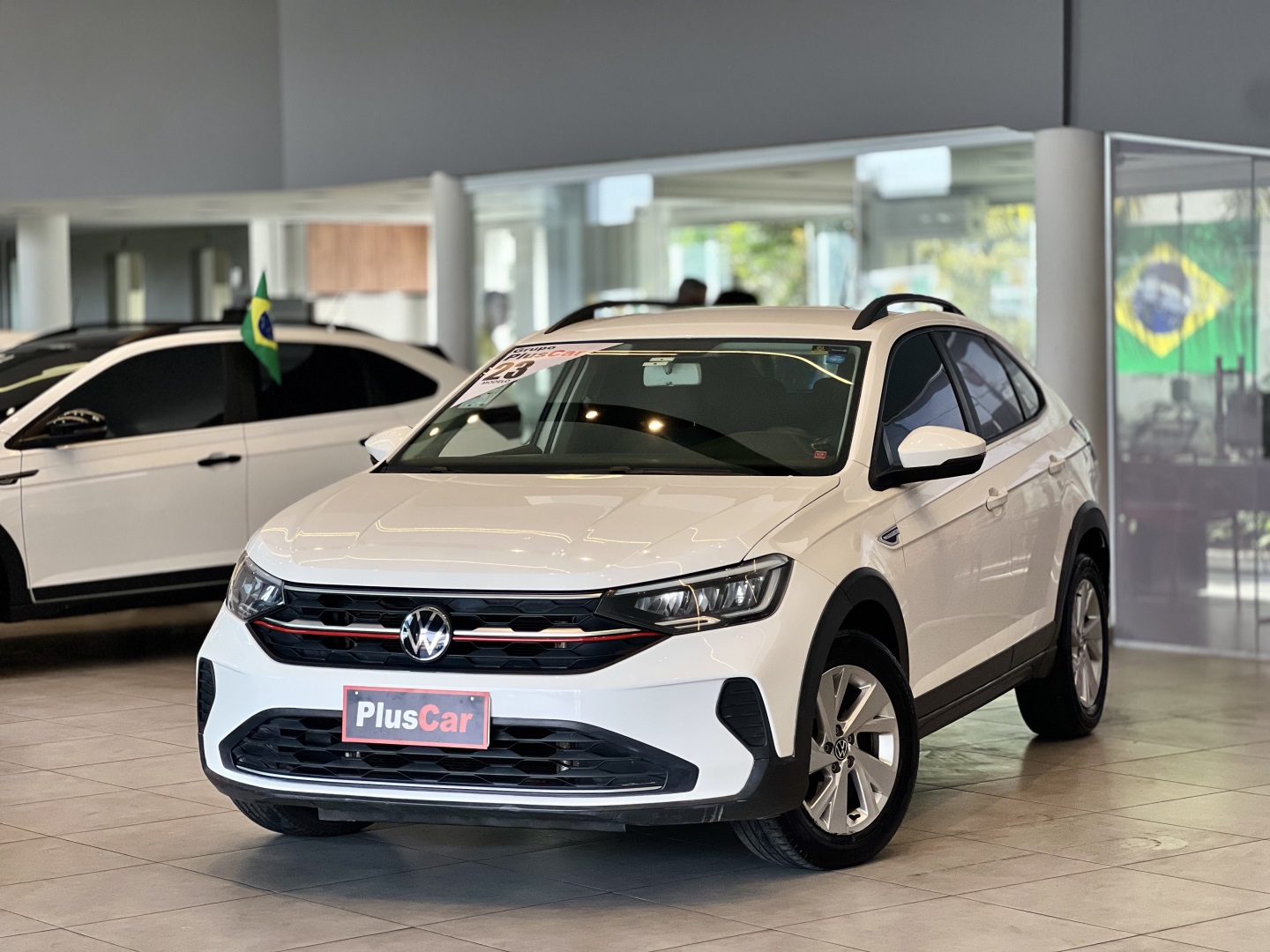 VOLKSWAGEN NIVUS 1.0 200 TSI TOTAL FLEX COMFORTLINE AUTOMÁTICO