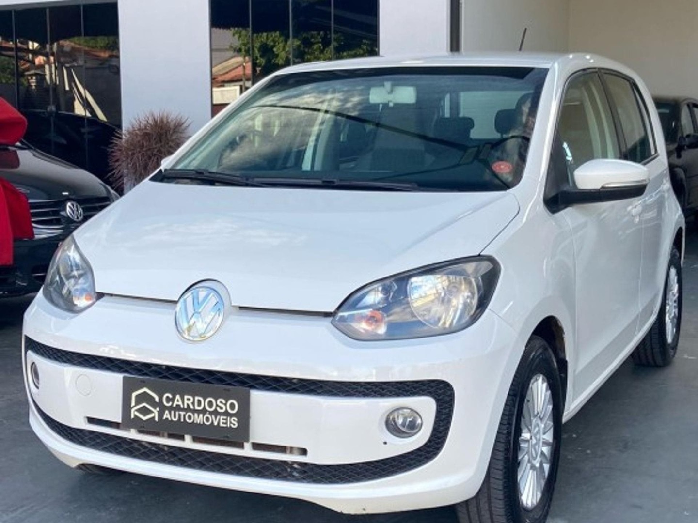 VOLKSWAGEN UP