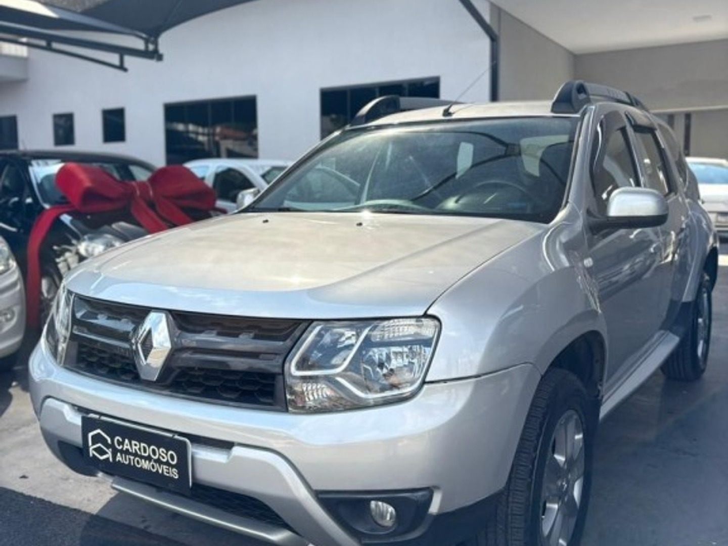 RENAULT DUSTER