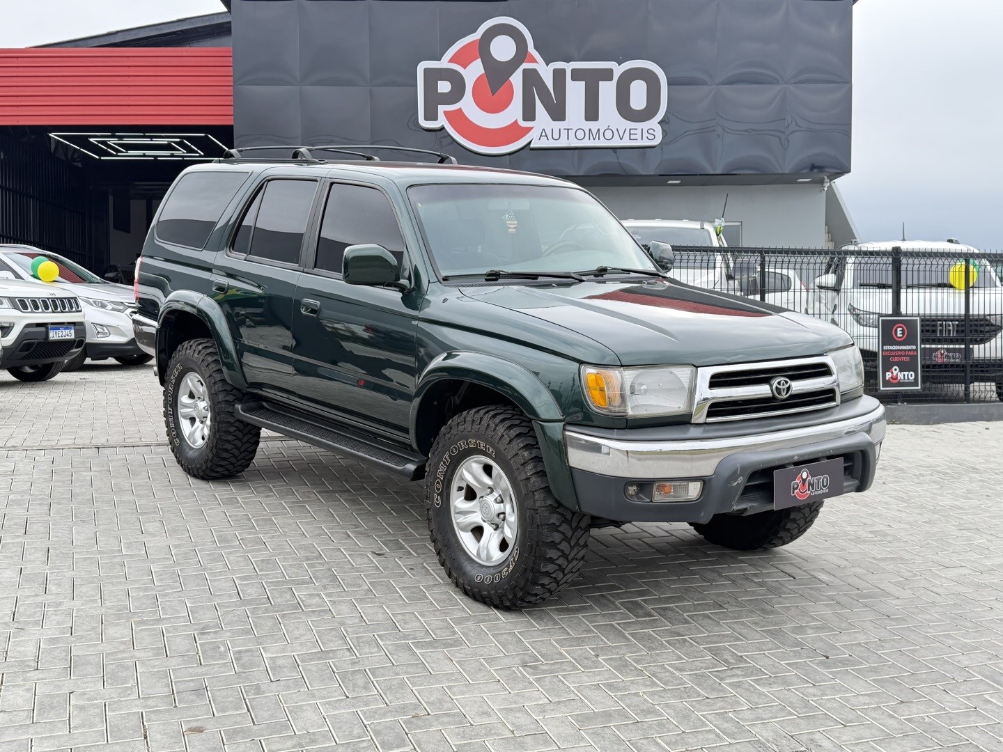 TOYOTA HILUX SW4