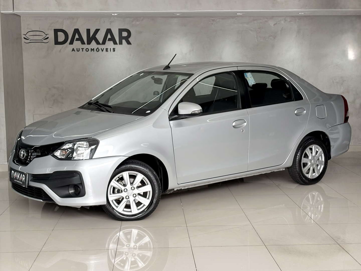 TOYOTA ETIOS