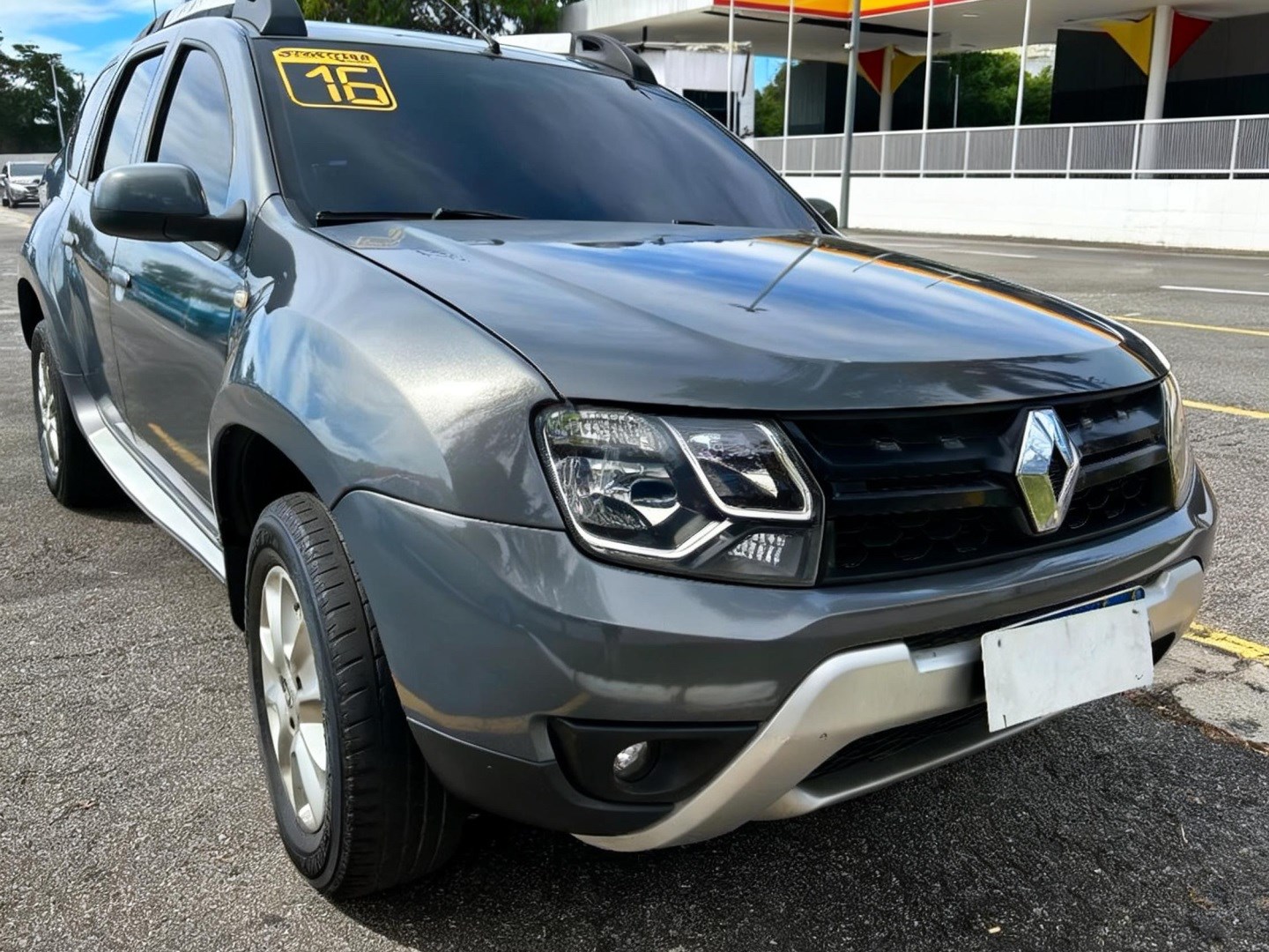 RENAULT DUSTER