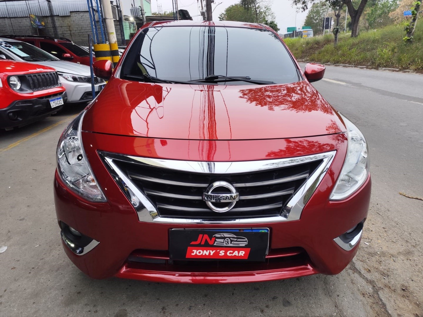 NISSAN VERSA