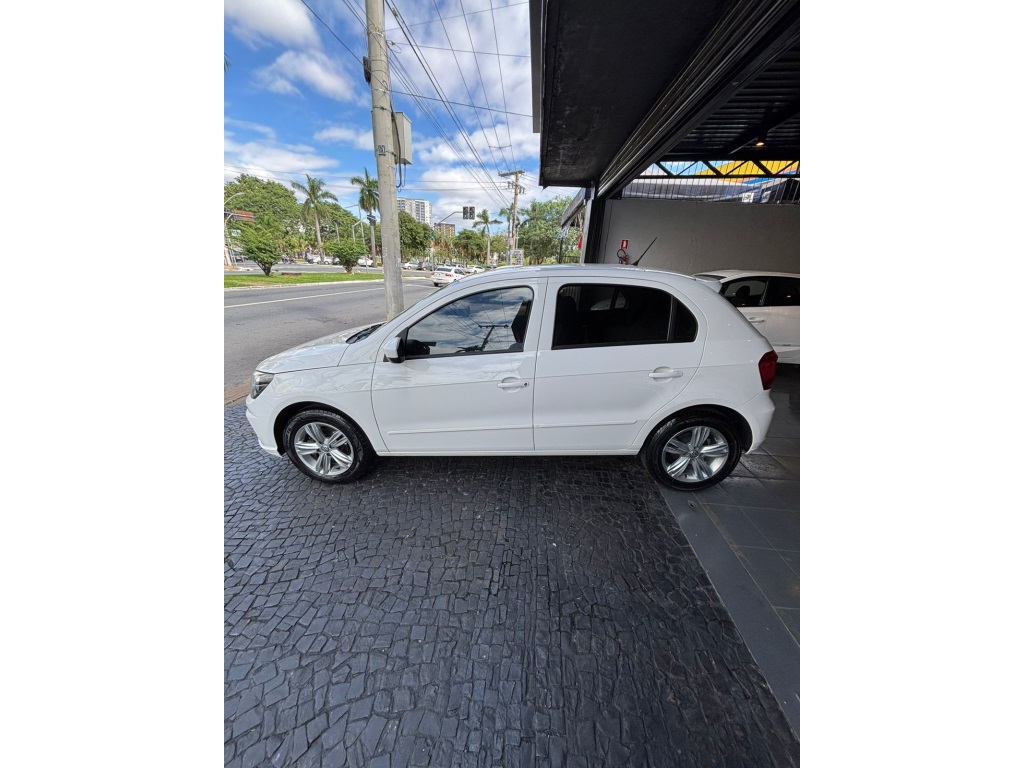 VOLKSWAGEN GOL