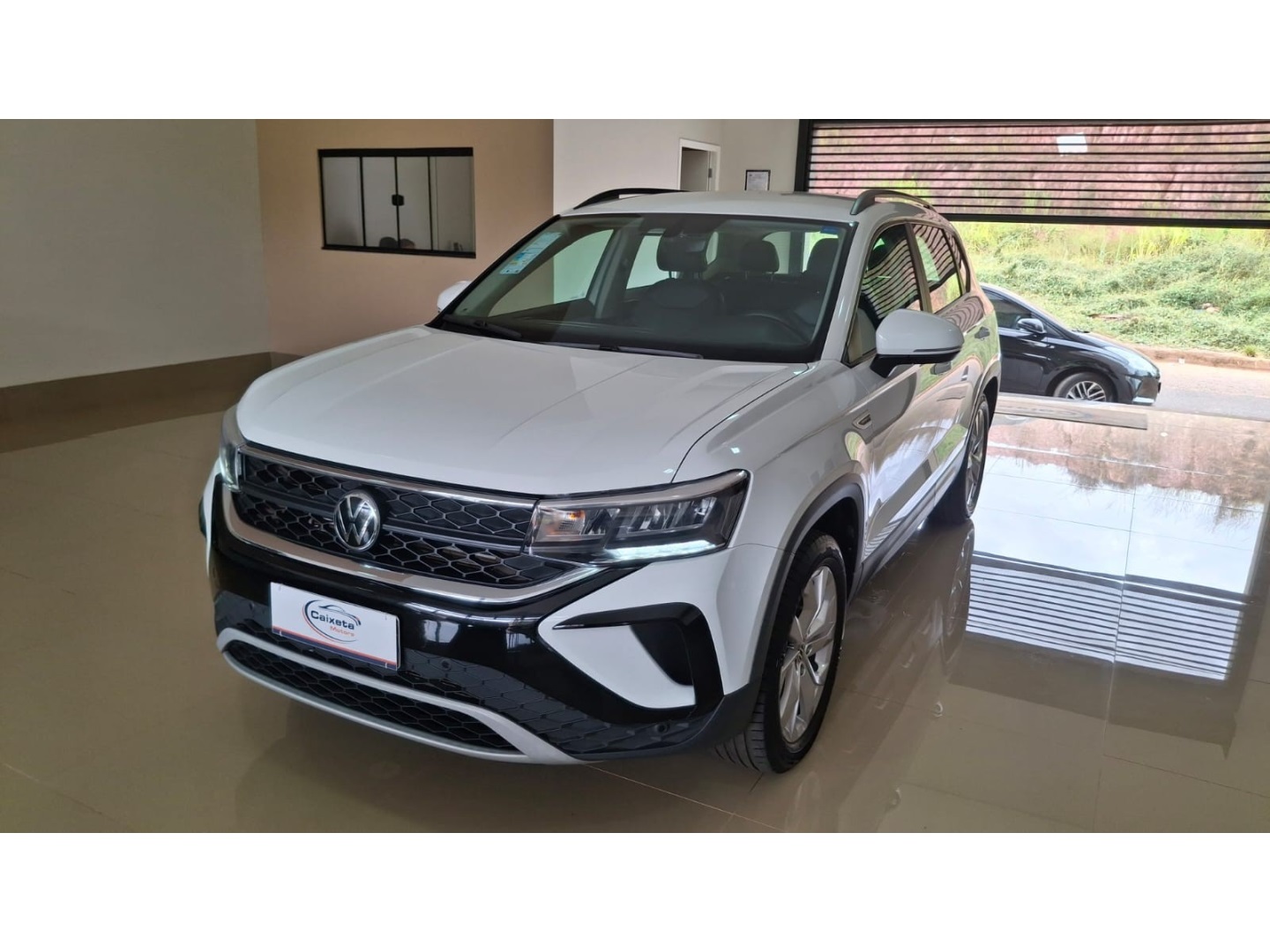 VOLKSWAGEN TAOS