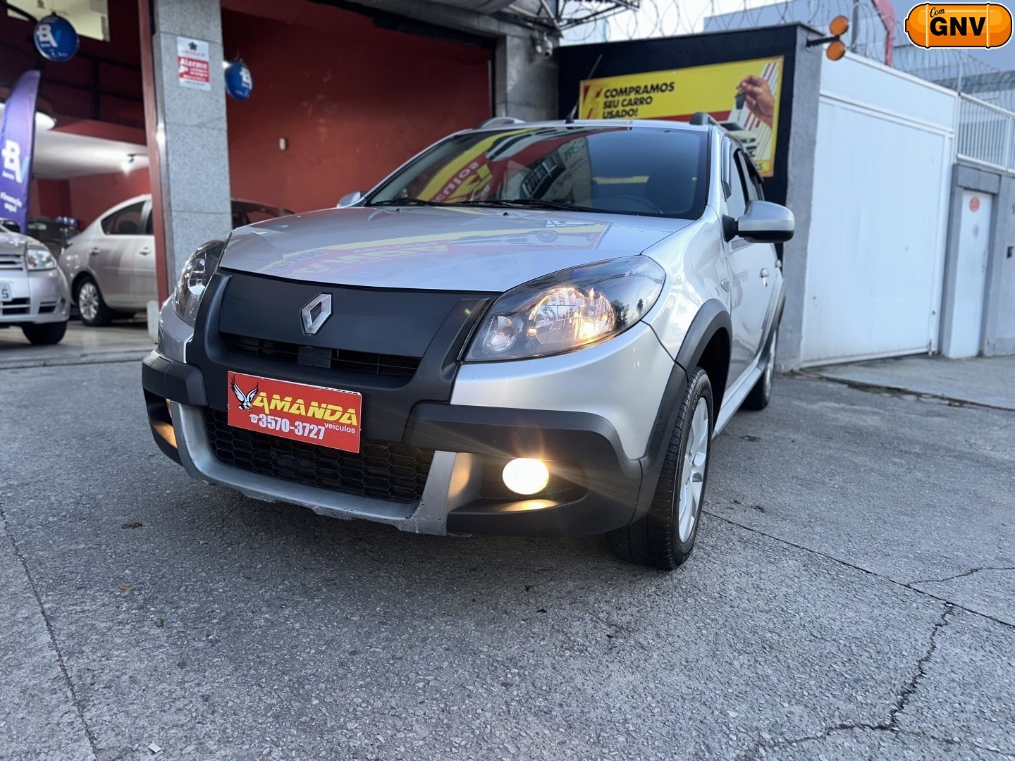 RENAULT SANDERO