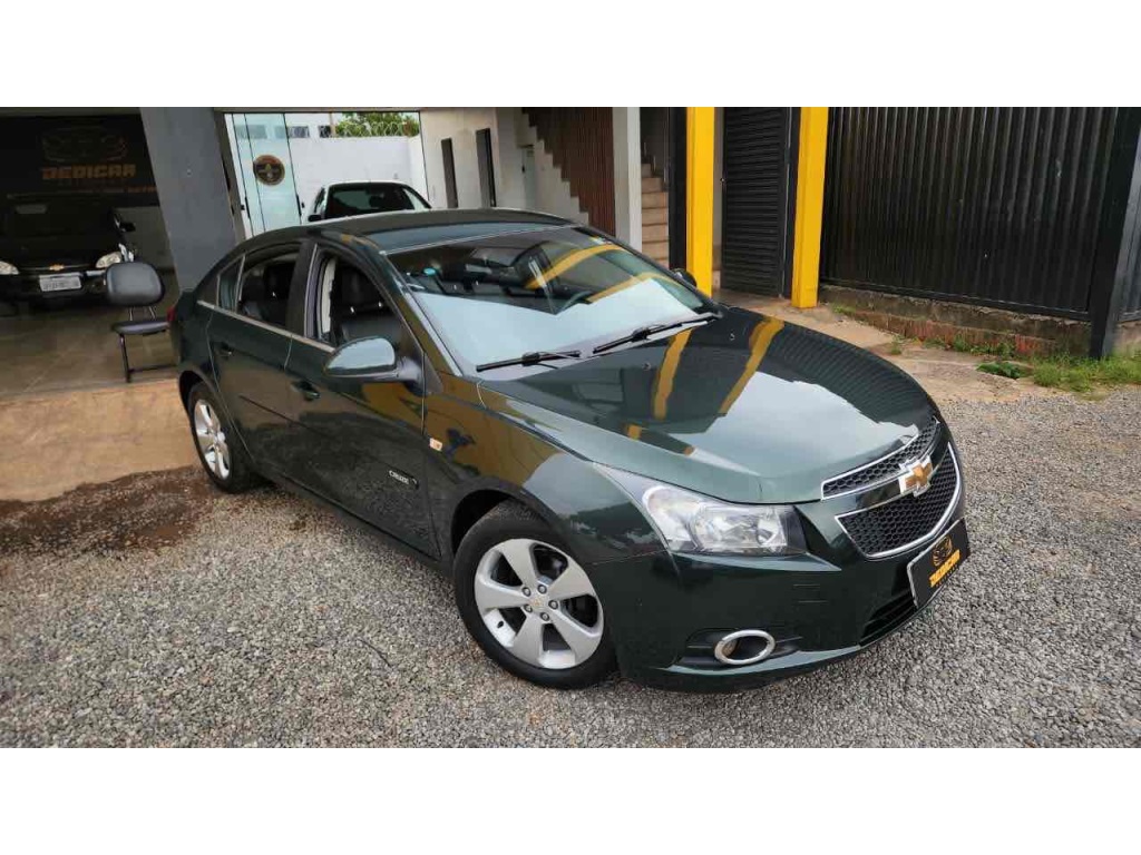 CHEVROLET CRUZE
