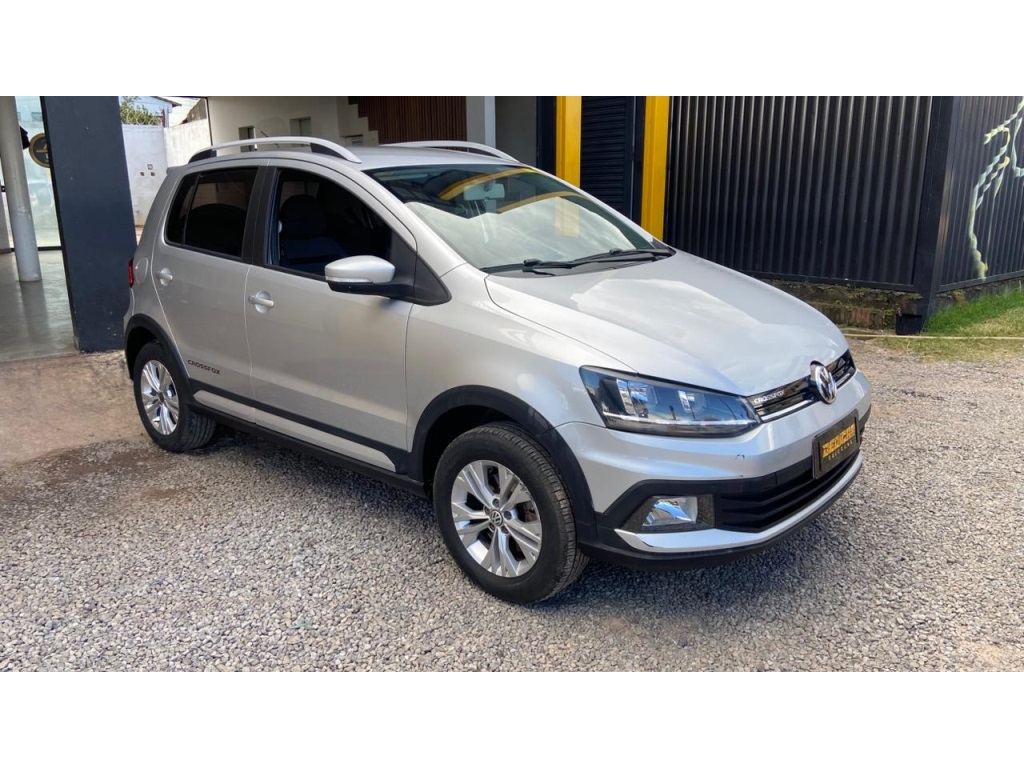 VOLKSWAGEN CROSSFOX