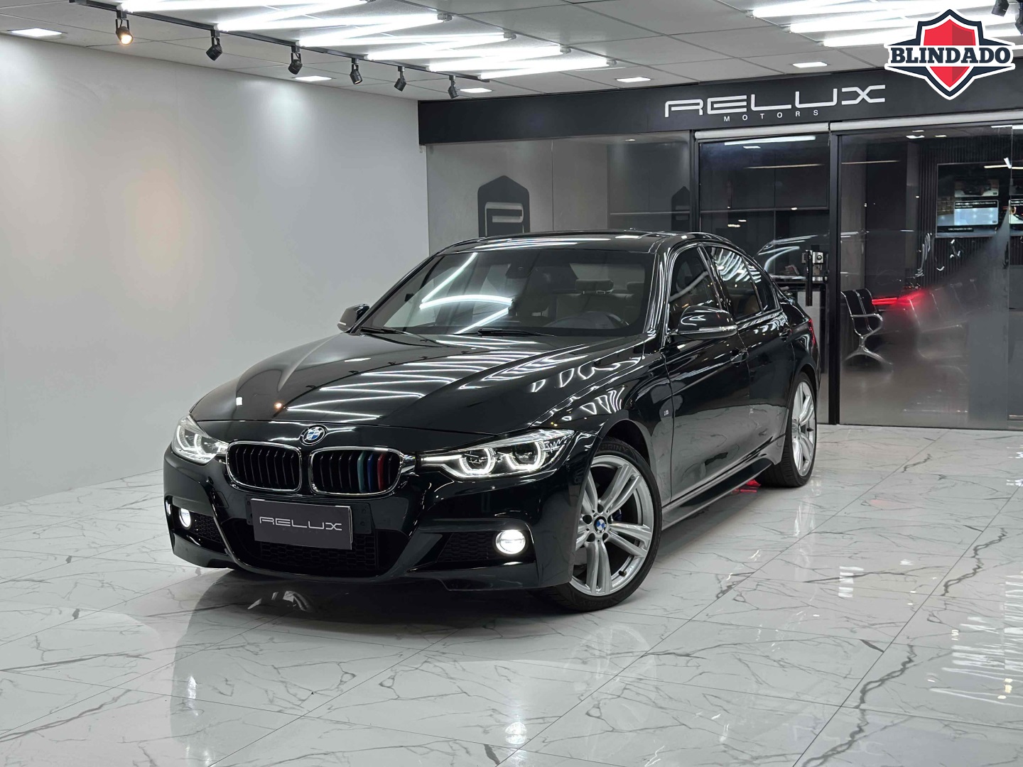 BMW 328i
