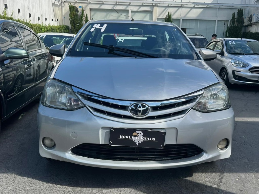 TOYOTA ETIOS