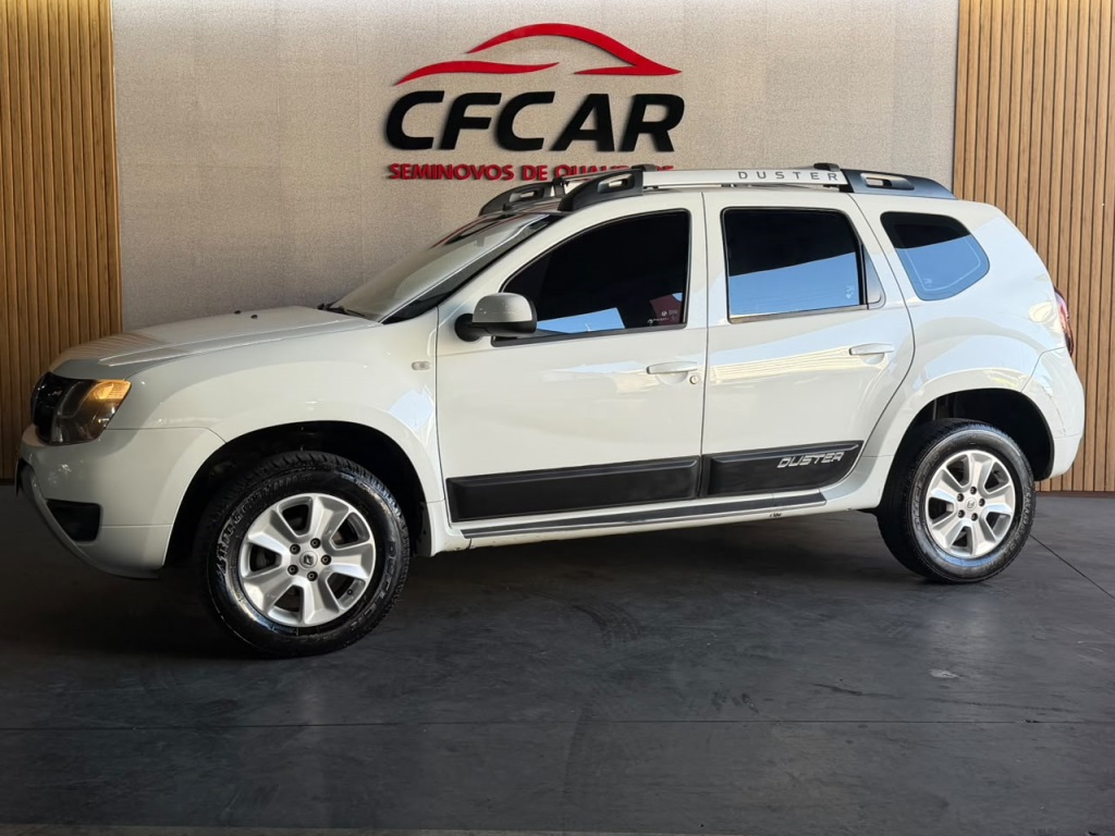 RENAULT DUSTER