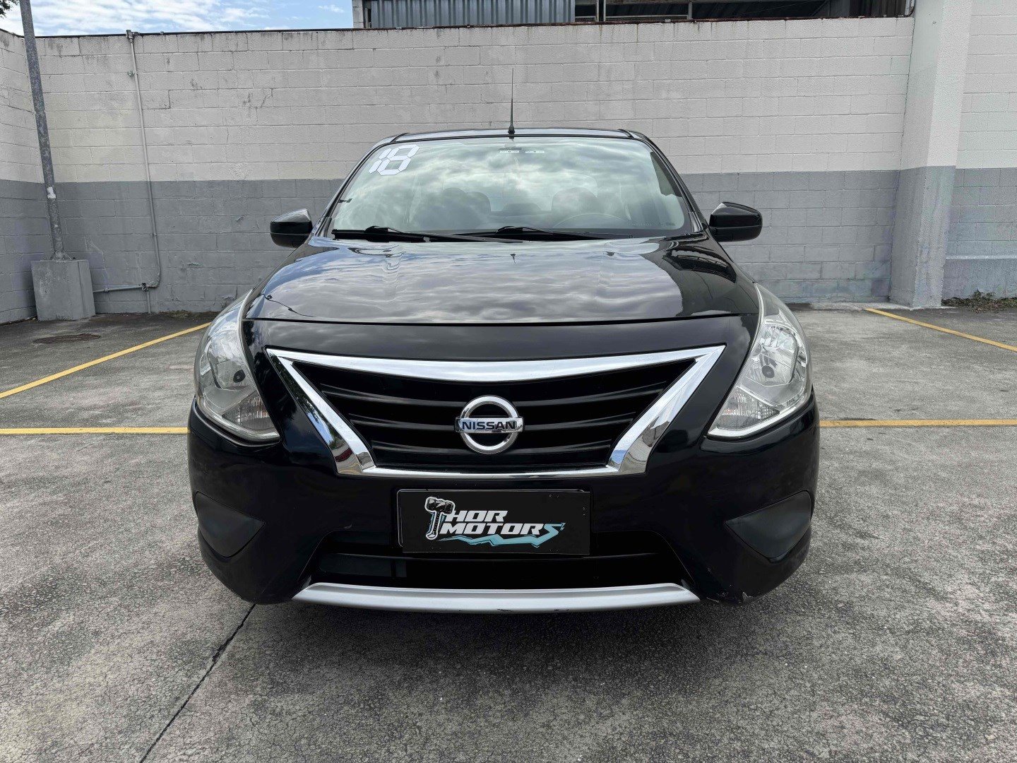 NISSAN VERSA