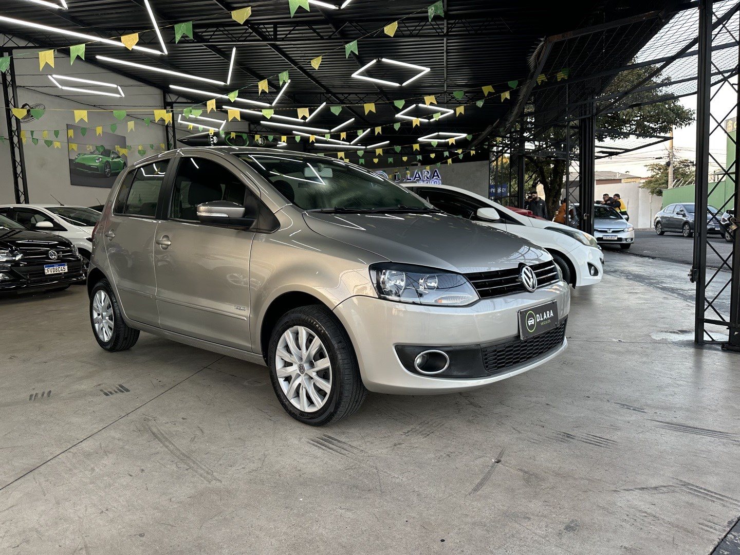 VOLKSWAGEN FOX