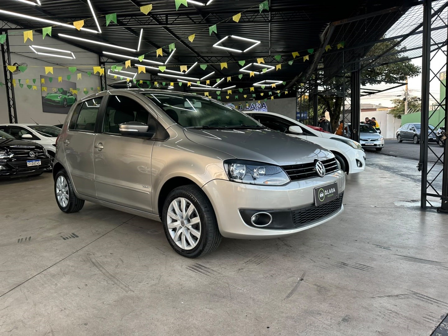 VOLKSWAGEN FOX