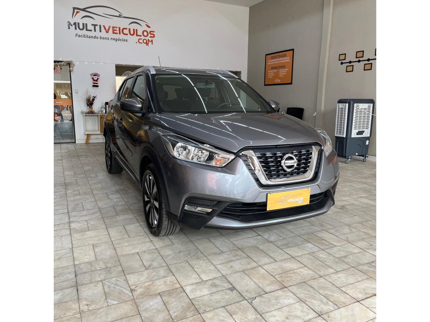 NISSAN KICKS