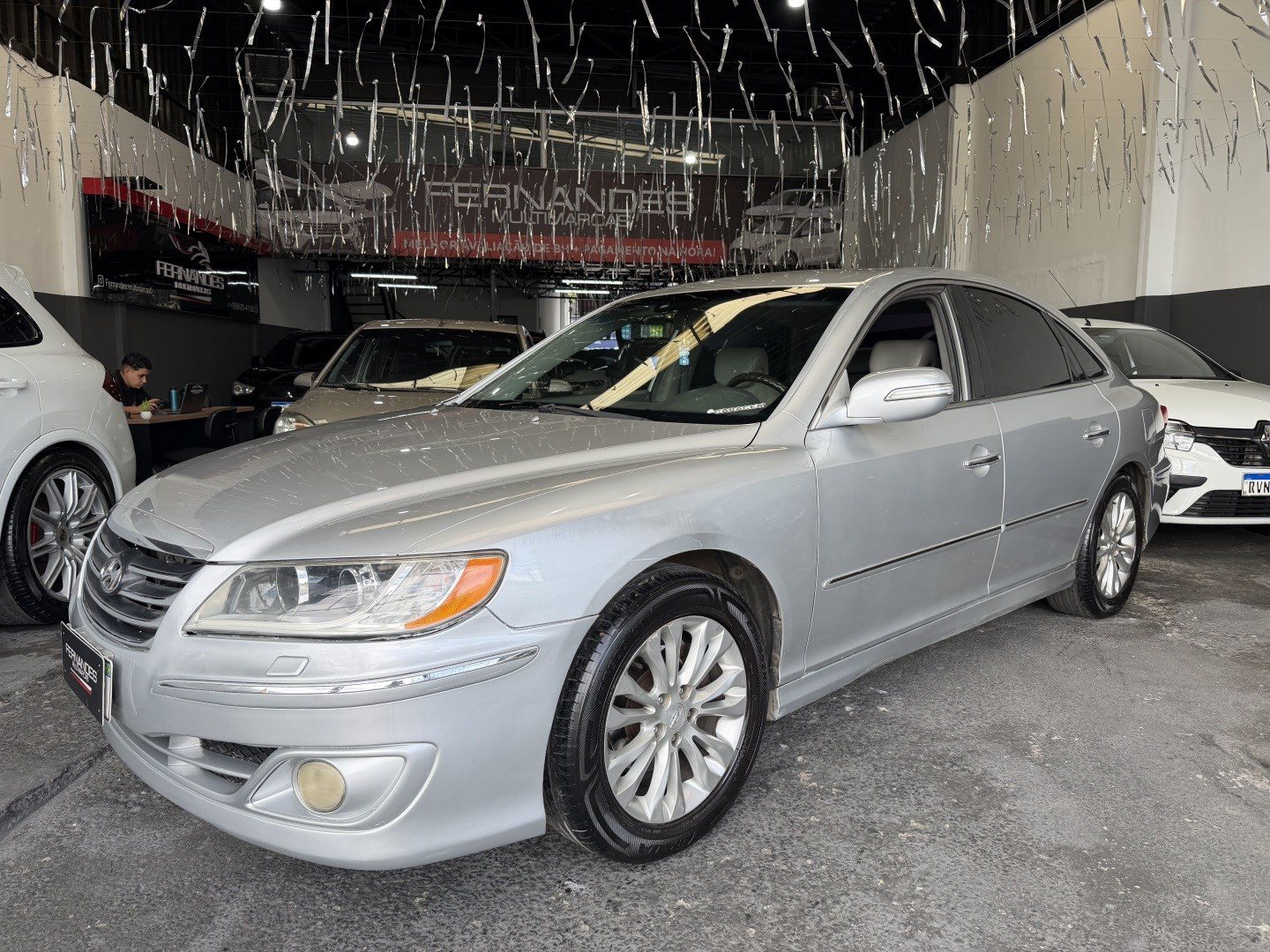 HYUNDAI AZERA