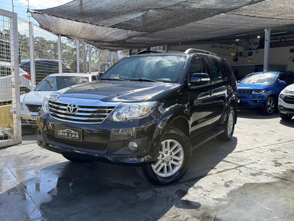 TOYOTA HILUX SW4 2.7 SR 4X2 16V FLEX 4P AUTOMÁTICO