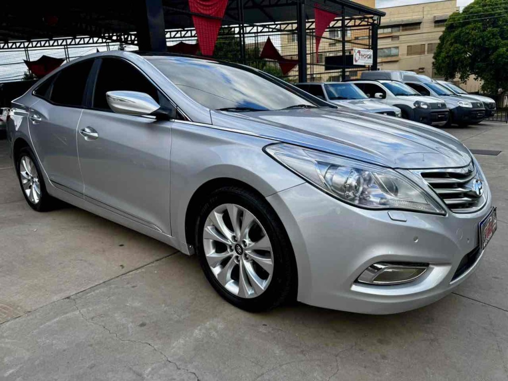 HYUNDAI AZERA