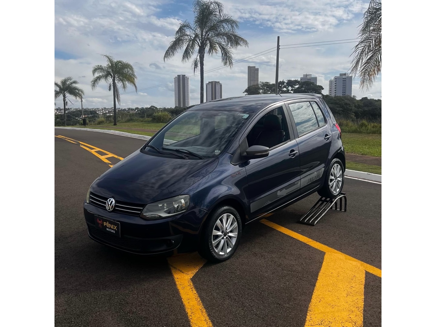 VOLKSWAGEN FOX
