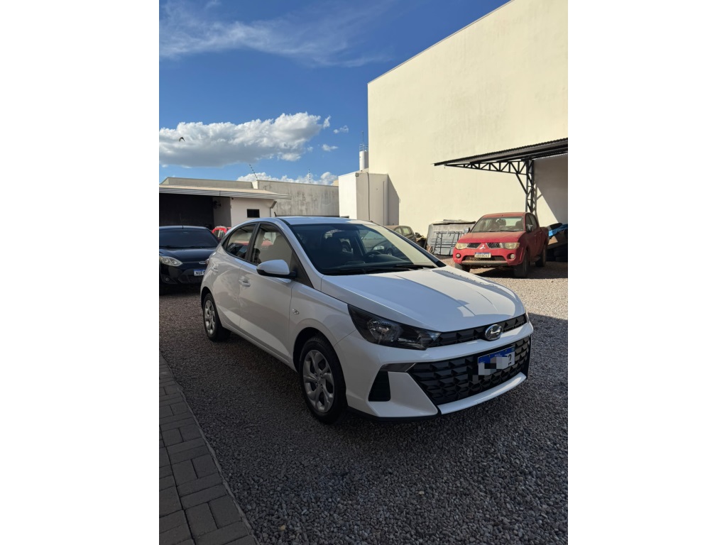 HYUNDAI HB20