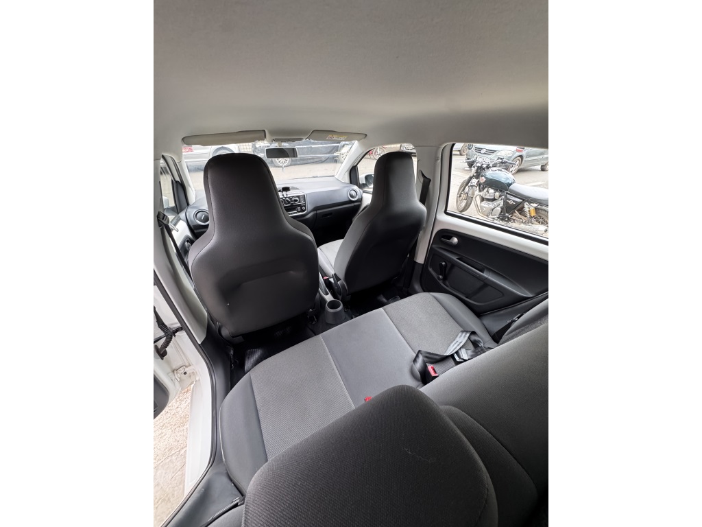 VOLKSWAGEN UP 1.0 MPI TOTAL FLEX 4P MANUAL