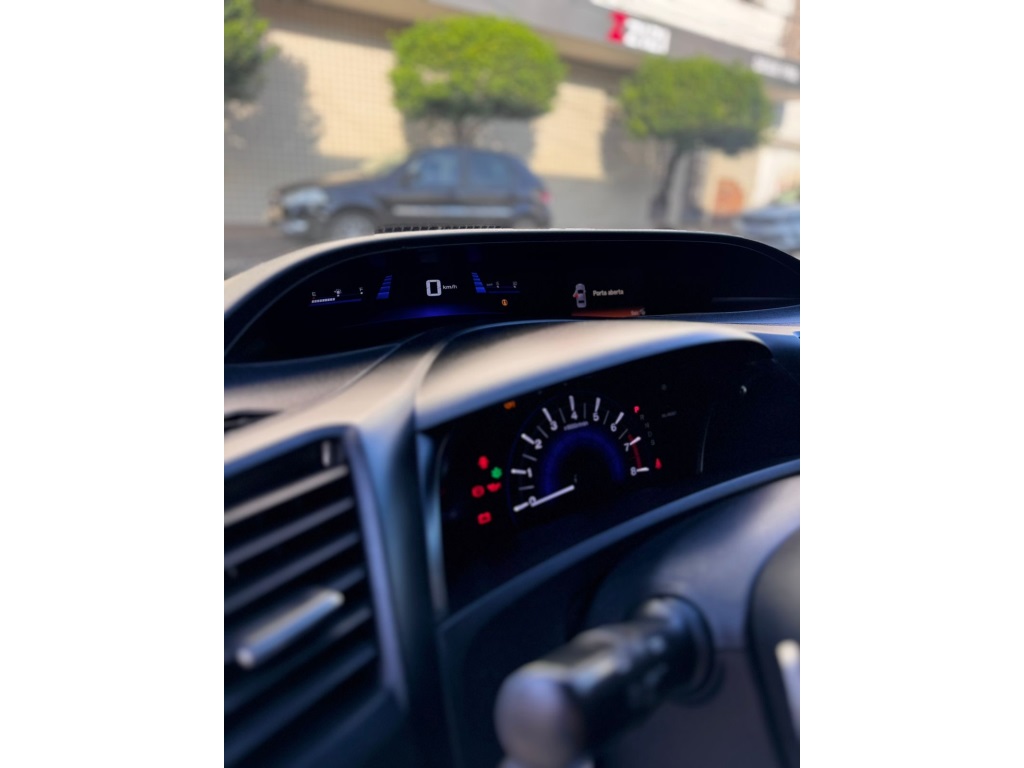 HONDA CIVIC 2.0 LXR 16V FLEX 4P AUTOMÁTICO