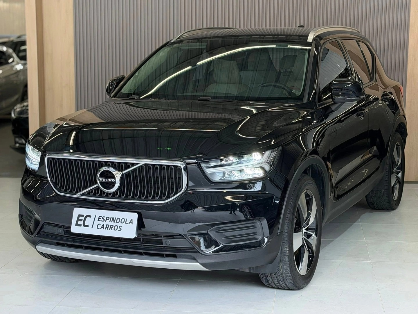 VOLVO XC 40