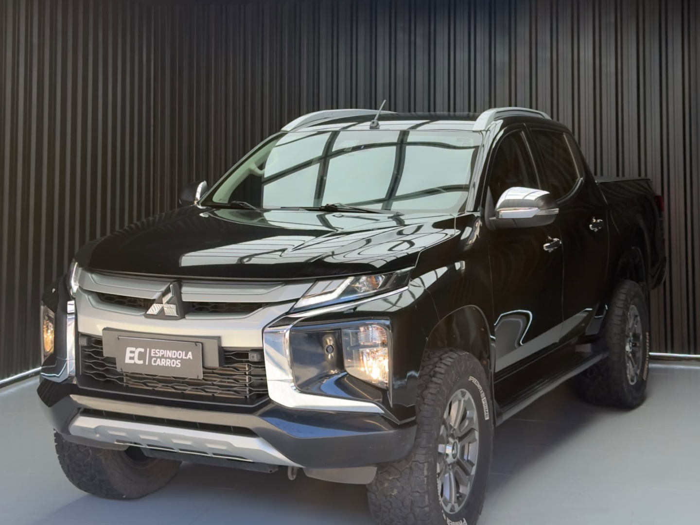MITSUBISHI L200 TRITON