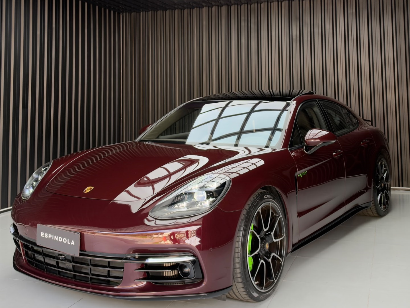 PORSCHE PANAMERA