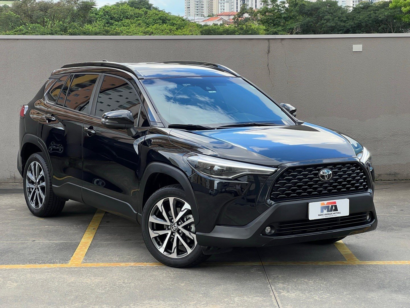 TOYOTA COROLLA CROSS