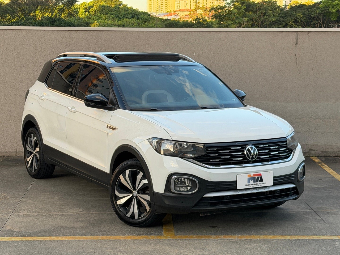VOLKSWAGEN T-CROSS