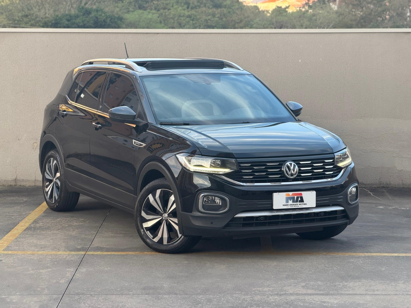 VOLKSWAGEN T-CROSS