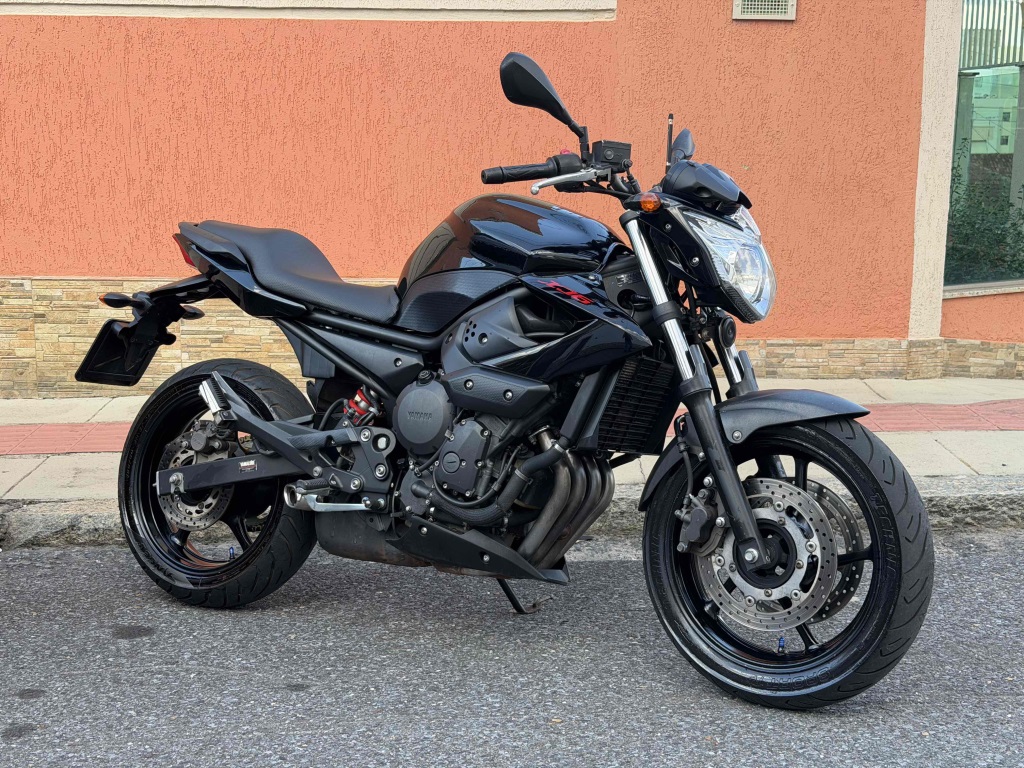 YAMAHA XJ6 N