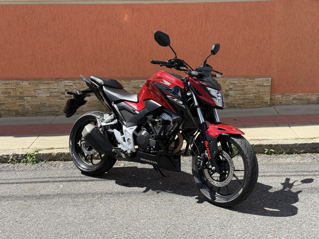 HONDA CB 300F TWISTER CBS