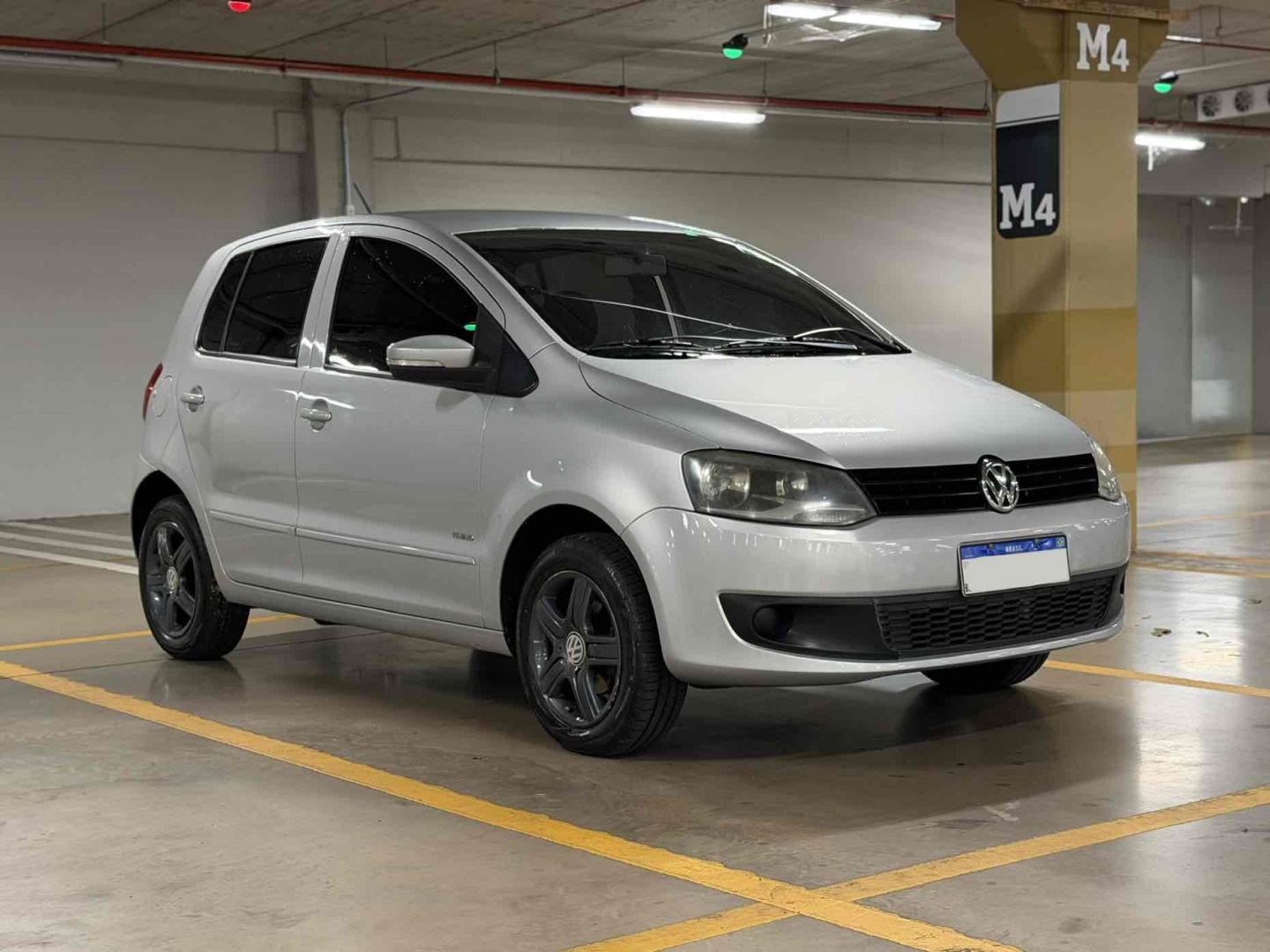 VOLKSWAGEN FOX