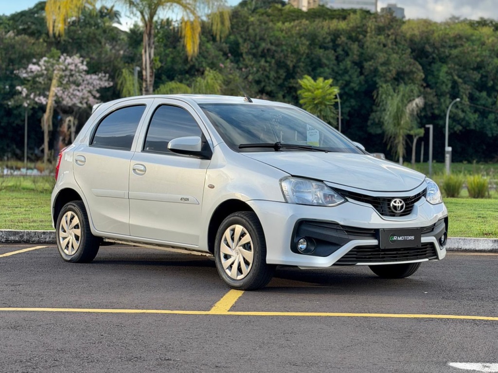 TOYOTA ETIOS
