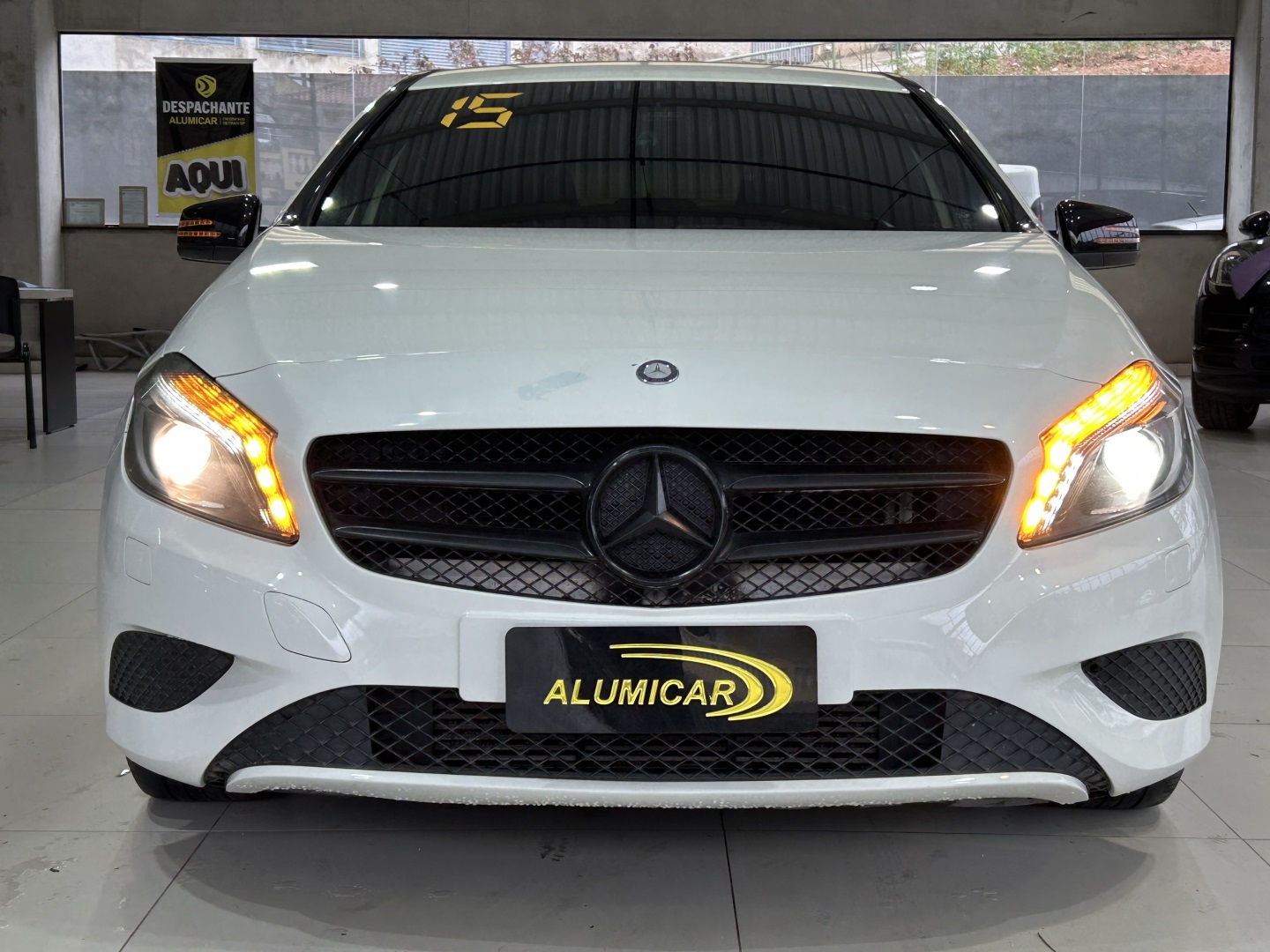 MERCEDES-BENZ A 200