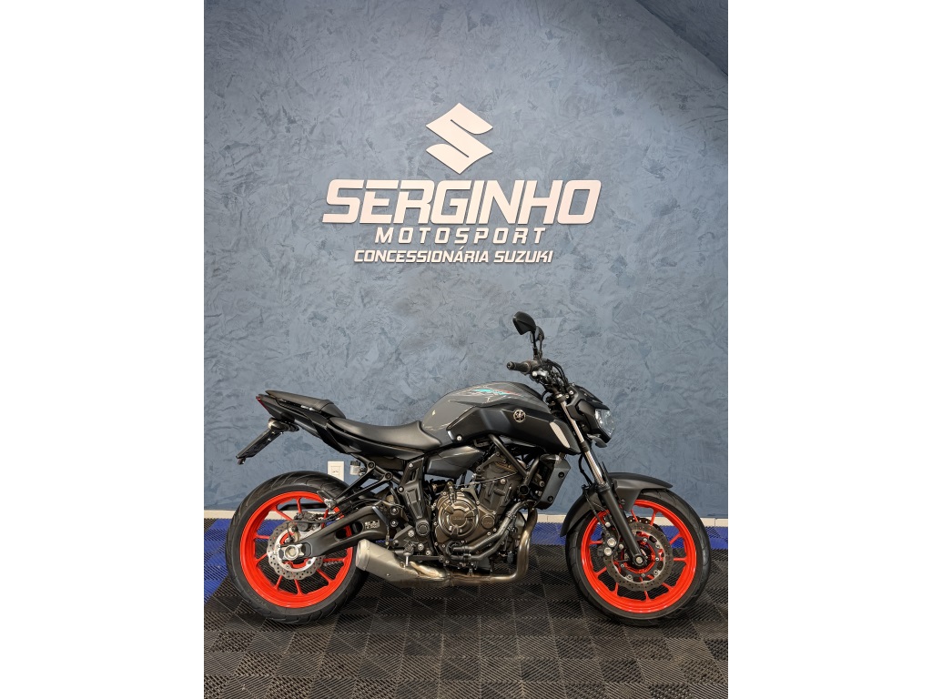 YAMAHA MT-07