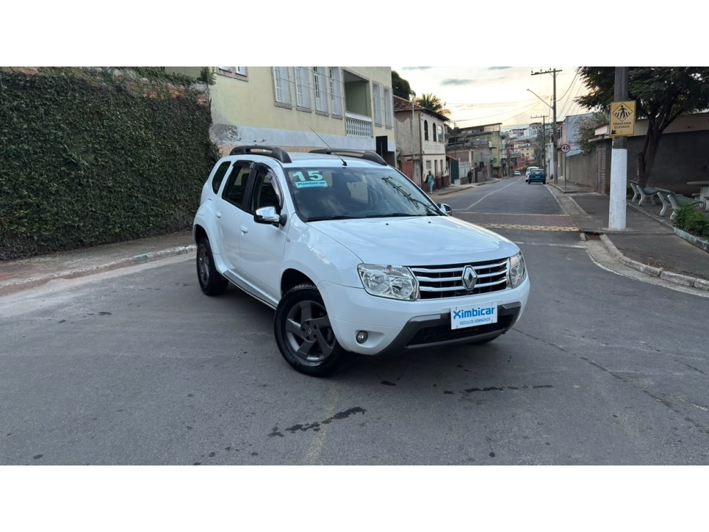 RENAULT DUSTER