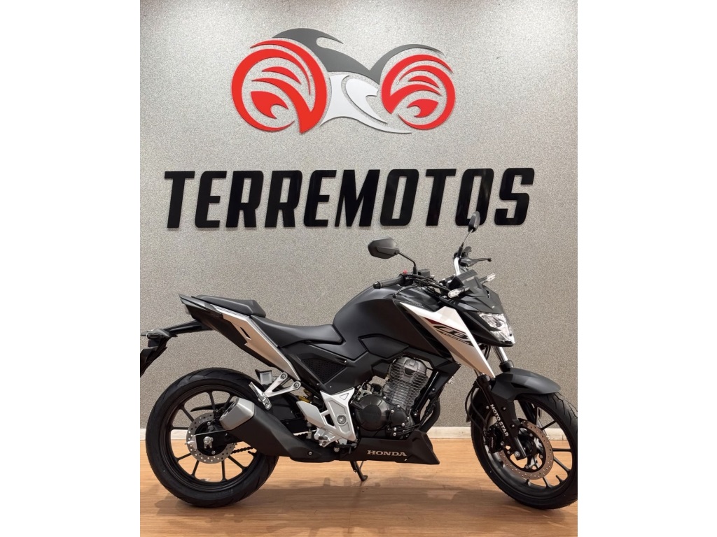 HONDA CB TWISTER CBS