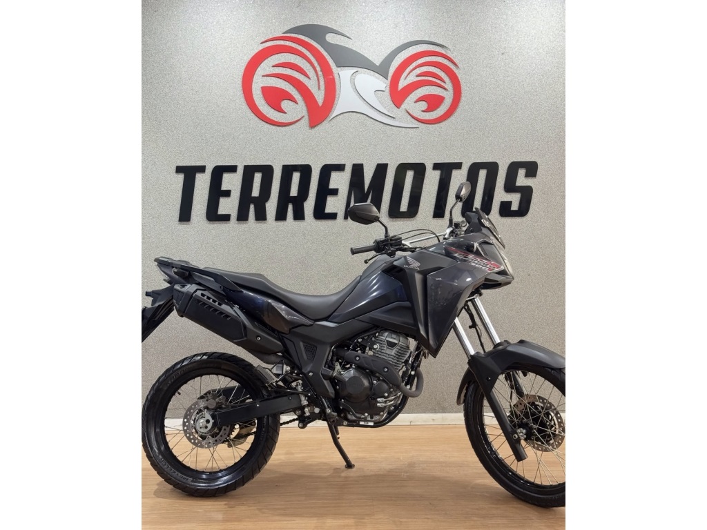 HONDA XRE 300 SAHARA